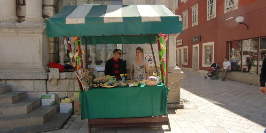 Udruga Svjetlo – prodaja jaja Udruga Svjetlo – prodaja jaja