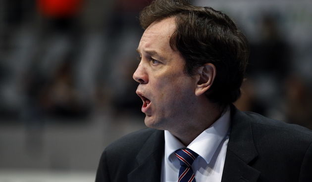 Zadar, 071210. Dvorana Kresimira Cosica. 4. kolo EuroChallenge kupa.  Kosarkaska utakmica KK Zadar – KK Pinar Karsiyaka.  Na slici trener Zadra Daniel Jusup.  Foto: Jure Miskovic / CROPIX