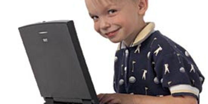 dijete za kompjutorom