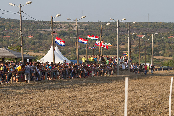 Polača: 14. Međunarodne konjičke utrke “Oluja 95”, Foto: Leo Banić Polača: 14. Međunarodne konjičke utrke “Oluja 95”, Foto: Leo Banić