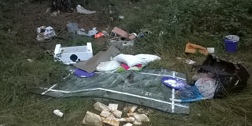 Park šuma Musapstan zagađena raznim otpadom