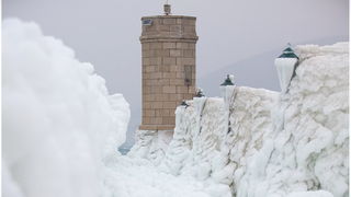Đir po ledu okovanom Senju, Foto: Kristijan Orlić Đir po ledu okovanom Senju, Foto: Kristijan Orlić