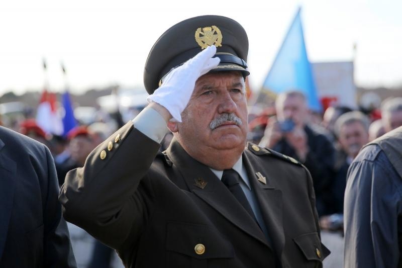 Kolonom sjećanja i polaganjem vijenaca obilježena 23. obljetnica stradanja Škabrnje, Foto: Filip Brala/PIXSELL Kolonom sjećanja i polaganjem vijenaca obilježena 23. obljetnica stradanja Škabrnje, Foto: Filip Brala/PIXSELL