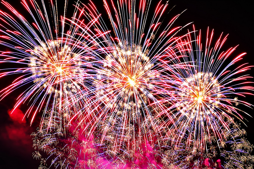 Biogradska noć 2017: Spektakularni vatromet Biogradska noć 2017: Spektakularni vatromet