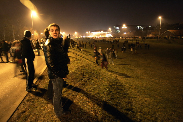 Zagreb, 040311.
Ilica.
Peti po redu, protuvladin prosvjed tzv. facebook grupe.
Na fotografiji: Prosvjednici ispred zgrade HRT-a
Foto: Tomislav Kristo / CROPIX Zagreb, 040311.
Ilica.
Peti po redu, protuvladin prosvjed tzv. facebook grupe.
Na fotografiji: Prosvjednici ispred zgrade HRT-a
Foto: Tomislav Kristo / CROPIX