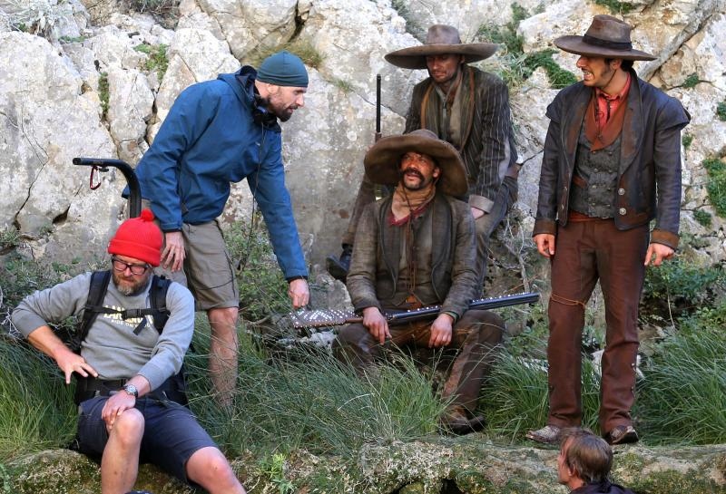 Film o cuvenom indijanskom poglavici Winnetou snima se na lokaciji nacionalnog parka Krka, gdje je prije vise od 50 godina snimana i prva verzija istoimenog filma. Film o cuvenom indijanskom poglavici Winnetou snima se na lokaciji nacionalnog parka Krka, gdje je prije vise od 50 godina snimana i prva verzija istoimenog filma.