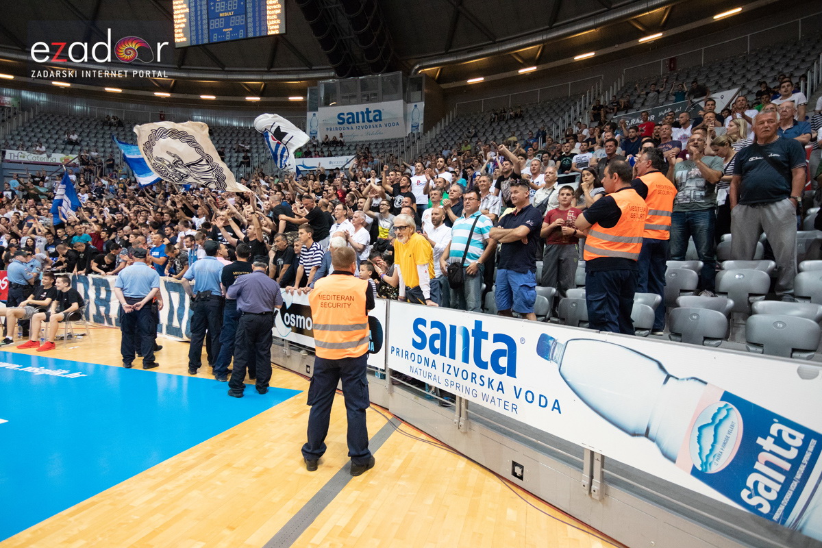 Polufinale doigravanja HT Premijer lige, 1. utakmica: KK Zadar – KK Cibona 89-78