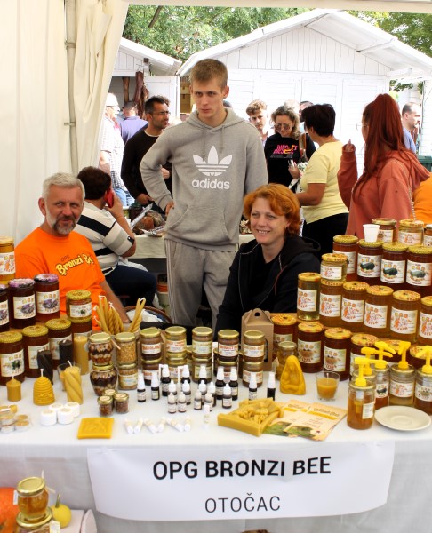 Jesen u Lici Jesen u Lici