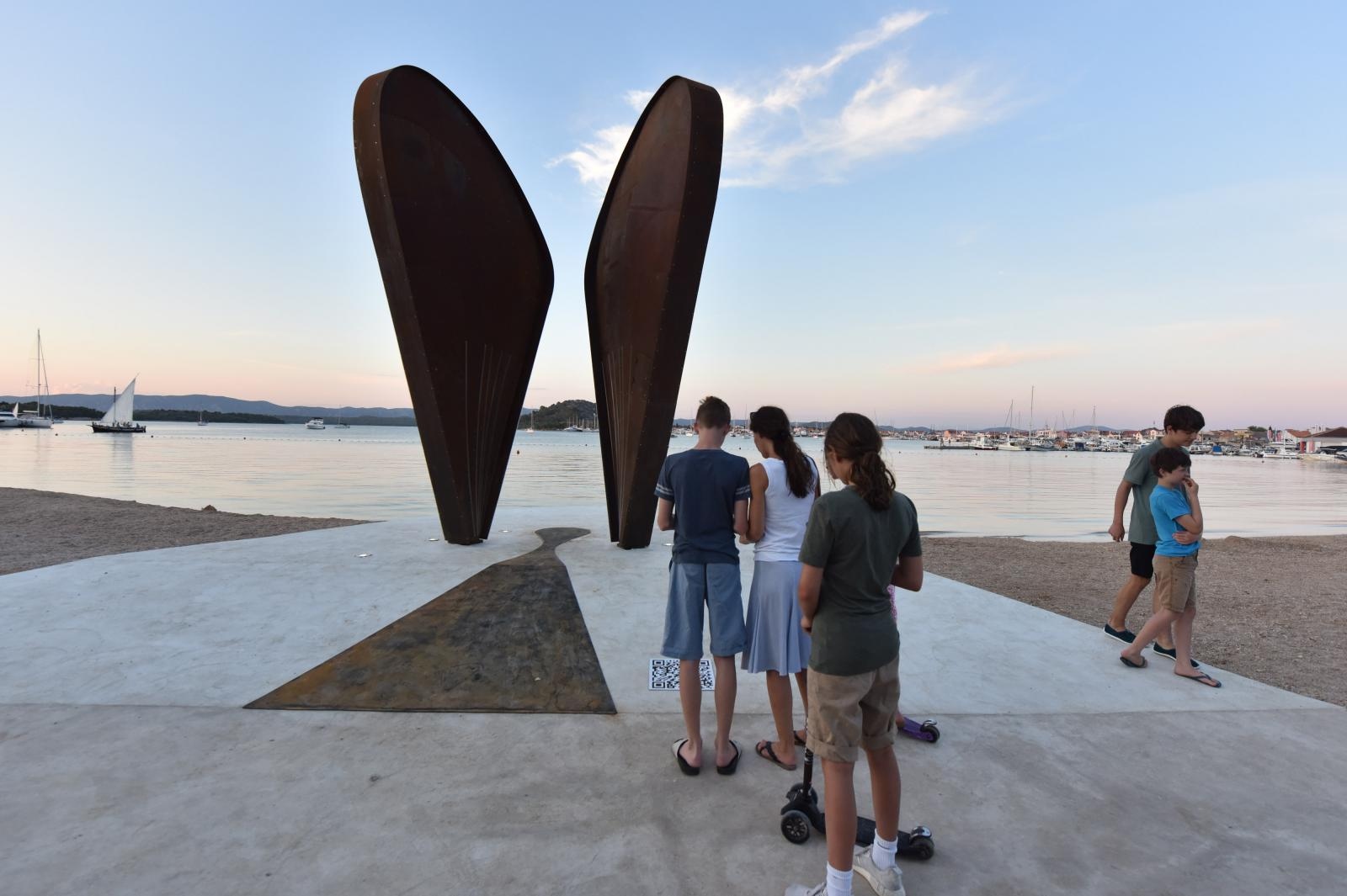 Otvaranje spomenika Lostura na Murteru Otvaranje spomenika Lostura na Murteru