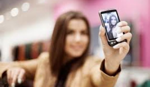 Selfie, fotkanje, fotografiranje mobitelom