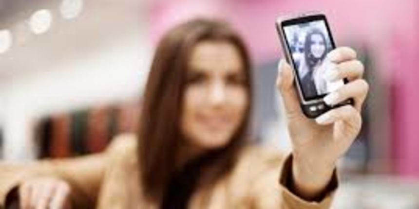 Selfie, fotkanje, fotografiranje mobitelom