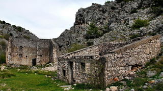 Pješačka staza Obrovac – Jankovića buk