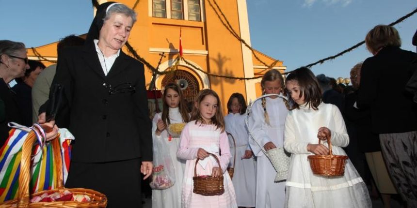 Zavjetna svetkovina Gospe Loretske, tzv. Arbanasko cudo svecano proslavljeno u zupi Gospe Loretske u Arbanasima. Photo: Zeljko Mrsic/PIXSELL