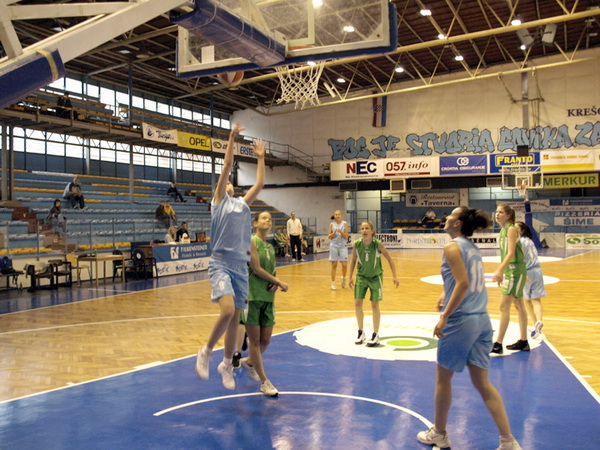 2. medjunarodni turnir u studentskoj kosarci Zadar 2009: Sveuciliste u Zadru – Sveuciliste u Zagrebu 2. medjunarodni turnir u studentskoj kosarci Zadar 2009: Sveuciliste u Zadru – Sveuciliste u Zagrebu