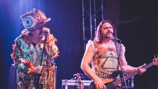 Puntamika: Let 3 i Beštije