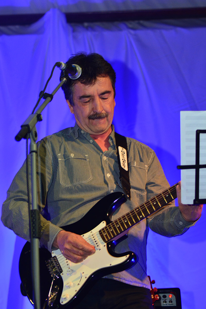 Oliver Dragojević & Dupini oduševili Zadrane ; foto Iva Perinčić