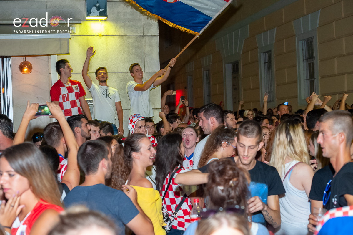 Zadar je gorio: Velika fešta nakon plasmana Vatrenih u finale Svjetskog prvenstva