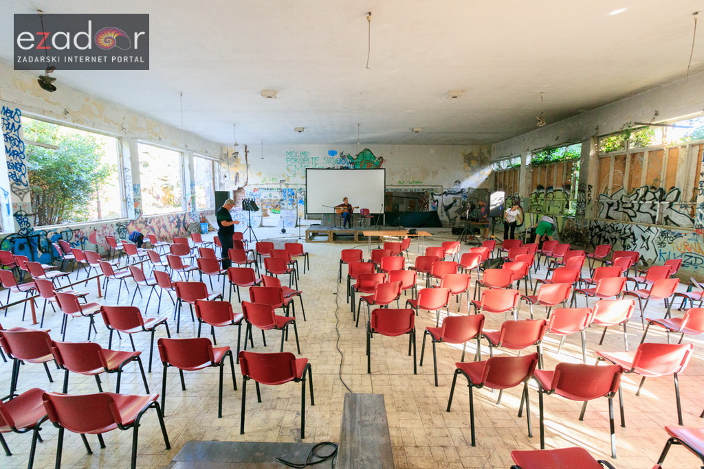 KvartArt: Poslijepodnevne subotnje aktivnosti i večernji koncert Miroslava Tadića