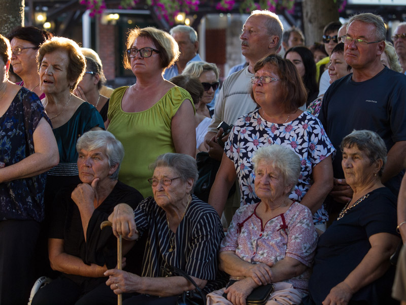 OLYMPUS DIGITAL CAMERA OLYMPUS DIGITAL CAMERA