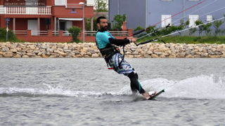 Kiteri guštali u refulima ninske bure Kiteri guštali u refulima ninske bure