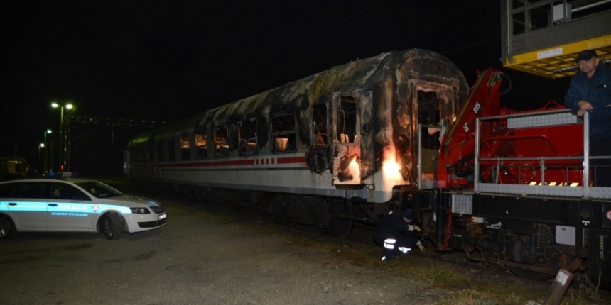 Zapalio se vagon putničkog vlaka Zapalio se vagon putničkog vlaka