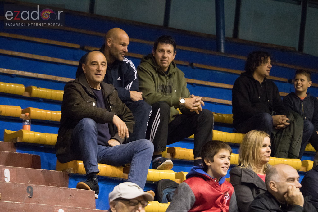 Fešta u povodu 80. rođendana Pina Giergie: Vetarani KK Zadar – Veterani KK Olimpija Fešta u povodu 80. rođendana Pina Giergie: Vetarani KK Zadar – Veterani KK Olimpija