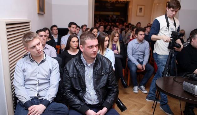 Mladez HDZ-a organizirala je tribinu pod nazivom Politicko-povijesni aspekti I. Opceg sabora HDZ-a. Na tribini su sudjelovali clanovi Mladezi Borna Jurcevic, Roko Milkovic i Ivan Siroki te utemeljitelji stranke Milan Kovac i Vice Vukojevic. Photo: Goran S