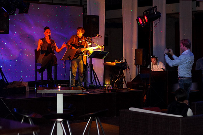 Business lounge: koncert Martine Thomas i Emila Šprljana, foto: Leo Banić Business lounge: koncert Martine Thomas i Emila Šprljana, foto: Leo Banić