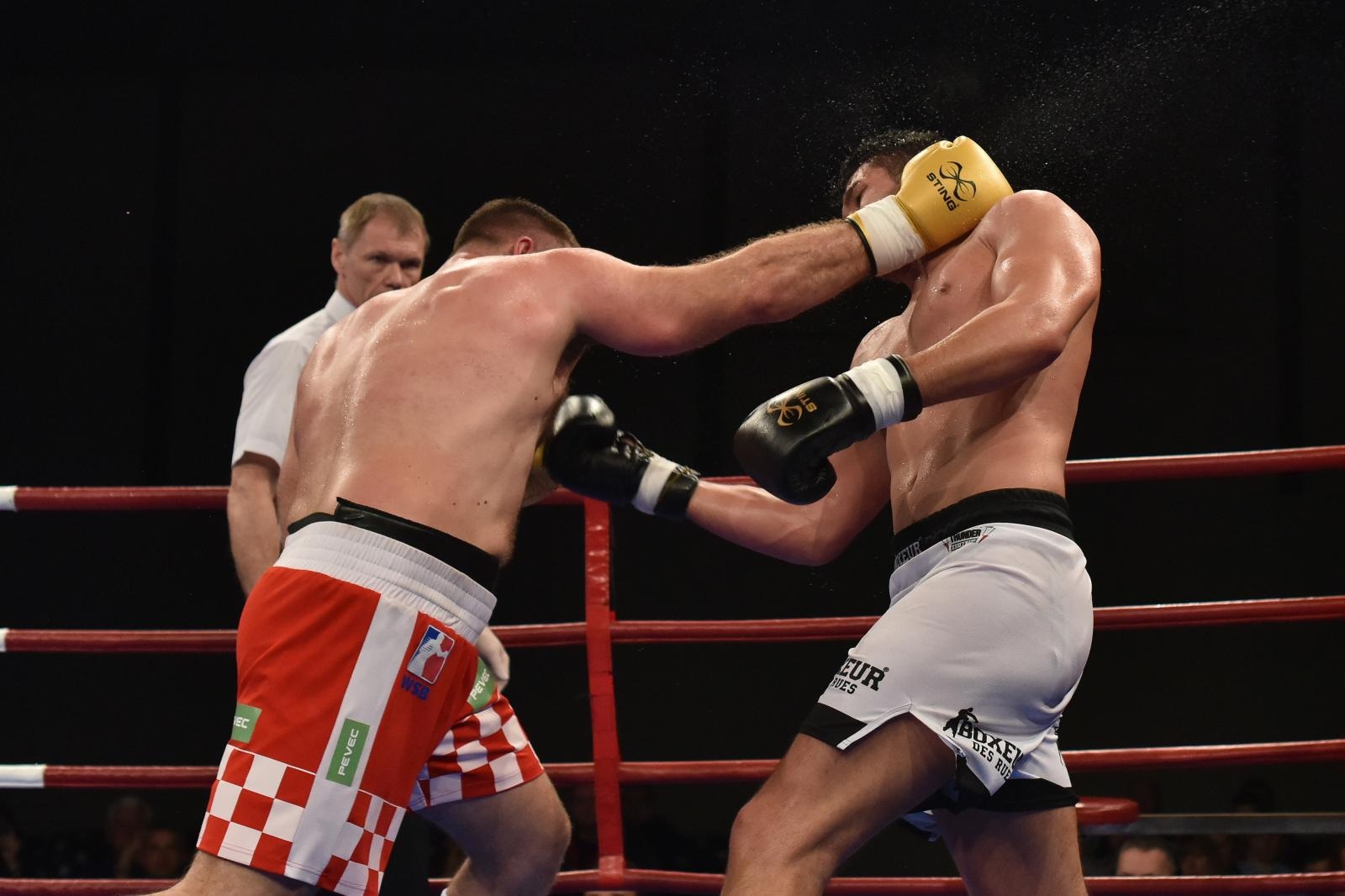 WSB liga: Ante Verunica pobijedio Talijana Guida Vianella 3-2 odlukom sudaca WSB liga: Ante Verunica pobijedio Talijana Guida Vianella 3-2 odlukom sudaca