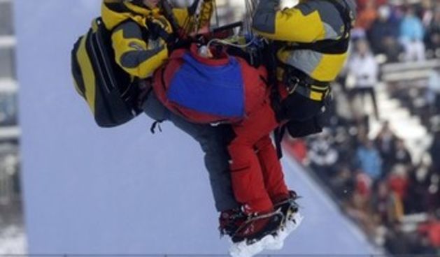 Transport Daniela Albrechta (Foto:Reuters)