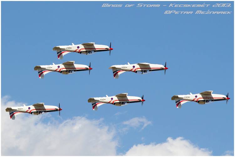 Međunarodni aeromiting u mađarskom Kecskemetu, 3. kolovoza, Krila Oluje, foto: Petar Mežnarek Međunarodni aeromiting u mađarskom Kecskemetu, 3. kolovoza, Krila Oluje, foto: Petar Mežnarek