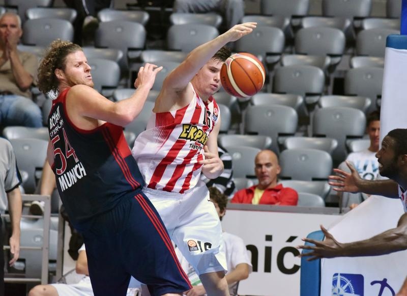 Zadar Doğuş Basketball Tournament: Bayern Munchen – Olympiacos 77-60 Zadar Doğuş Basketball Tournament: Bayern Munchen – Olympiacos 77-60