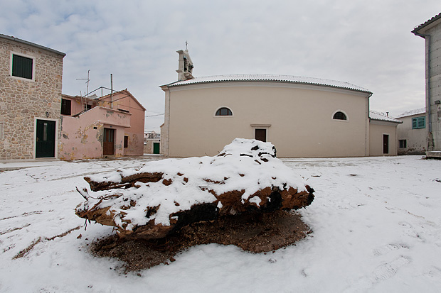 Snijeg u Bibinjama 3. veljače 2012, Foto: Leo Banić