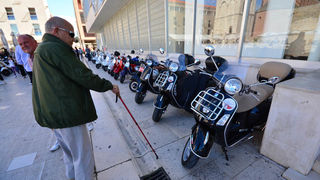 Vespe na Forumu Vespe na Forumu