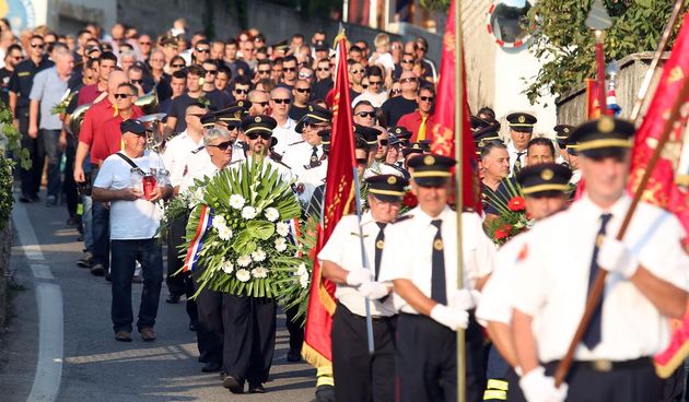 Tisno: Mimohod sjećanja i polaganje vijenaca povodom 11. obljetnice kornatske tragedije