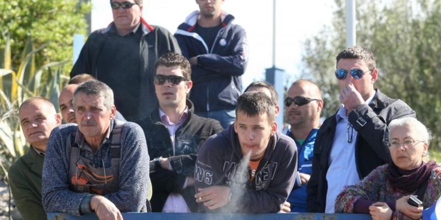 Lamjana: Prosvjed djelatnika “Naute” koji su zapriječili ulaz u krug škvera stečajnom upravitelju Alainu Khanu, Foto: Dino Stanin/PIXSELL Lamjana: Prosvjed djelatnika “Naute” koji su zapriječili ulaz u krug škvera stečajnom upravitelju Alainu Khanu, Foto: Dino Stanin/PIXSELL