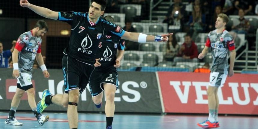 14.03.2015., Arena Zagreb, Zagreb – Velux EHF Liga prvaka, osmina finala, PPD Zagreb – KIF Kolding Kopenhagen. Luka Stepancic. Photo: Dalibor Urukalovic/PIXSELL 14.03.2015., Arena Zagreb, Zagreb – Velux EHF Liga prvaka, osmina finala, PPD Zagreb – KIF Kolding Kopenhagen. Luka Stepancic. Photo: Dalibor Urukalovic/PIXSELL