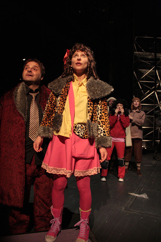 Predstava “Drago Č. i tvornica čokolade”, Foto: Lucija Juravić Predstava “Drago Č. i tvornica čokolade”, Foto: Lucija Juravić