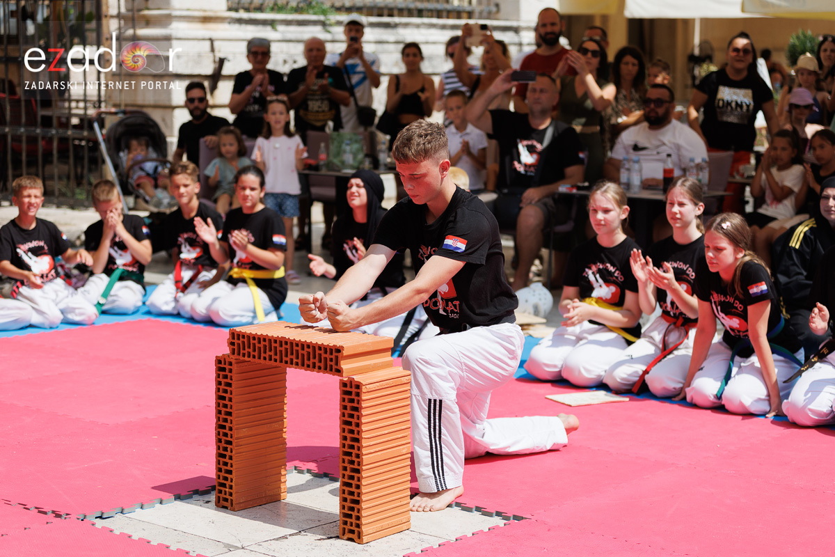 Spektakularna Taekwondo prezentacija na Narodnom trgu