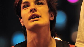 Skopje, 061011.
Fanovi megazvijezde Tose Proeskog i dalje obiljezavaju 5 listopad, dan kada je odrzao svoj posljednji koncert u Skopju.Tim se povodom na trgu ‘Makedonija’ u Skopju odrzala tradicionalna manifestacija ‘Zvjezdano nebo za Tosu’ koja je tra Skopje, 061011.
Fanovi megazvijezde Tose Proeskog i dalje obiljezavaju 5 listopad, dan kada je odrzao svoj posljednji koncert u Skopju.Tim se povodom na trgu ‘Makedonija’ u Skopju odrzala tradicionalna manifestacija ‘Zvjezdano nebo za Tosu’ koja je tra