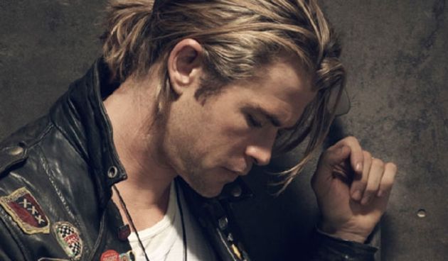 Chris Hemsworth za Out