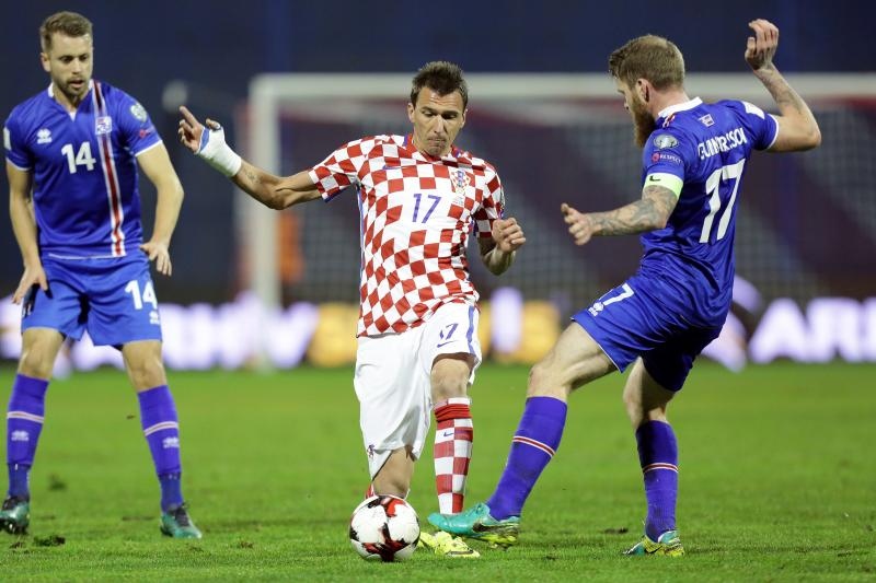 Image 379841 (auto) Image 379841 (auto)