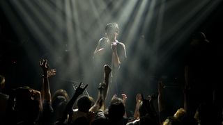 Nakon Porina, Goran Bare i Majke održali su slavljenički koncert u prepunoj Stereo dvorani u Rijeci.