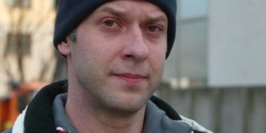 Robert Tomaž Zavašnik (Foto: Delo.si) Robert Tomaž Zavašnik (Foto: Delo.si)