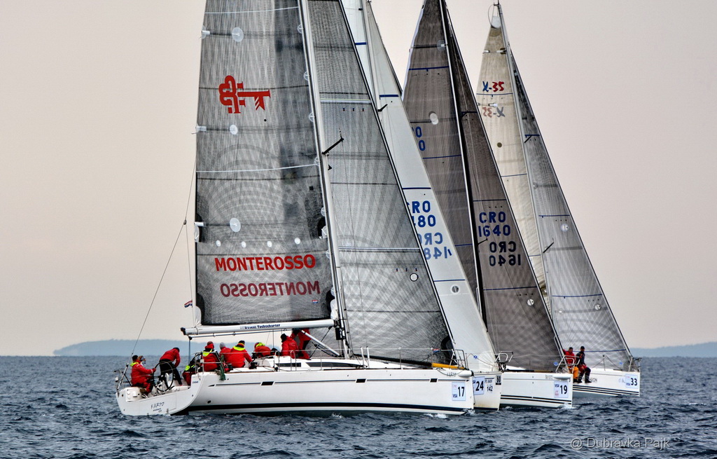 U hvarskom akvatoriju održana XXI. Uskršnja regata U hvarskom akvatoriju održana XXI. Uskršnja regata