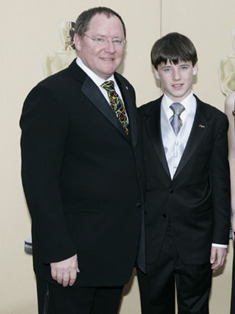 82. Red Carpet Oscara (oscar.go.com)