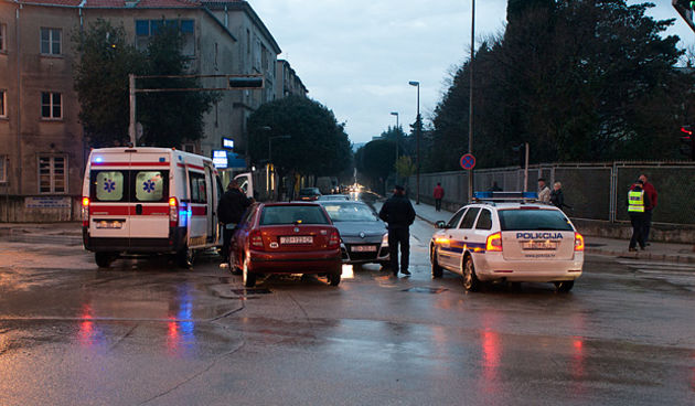 Prometna nesreća na križanju Radićeve i Tuđmanove, Foto: Leo Banić