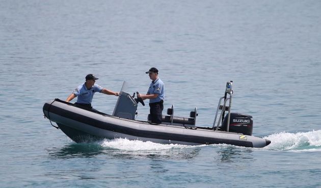 Gumeni camac pomorske policije.