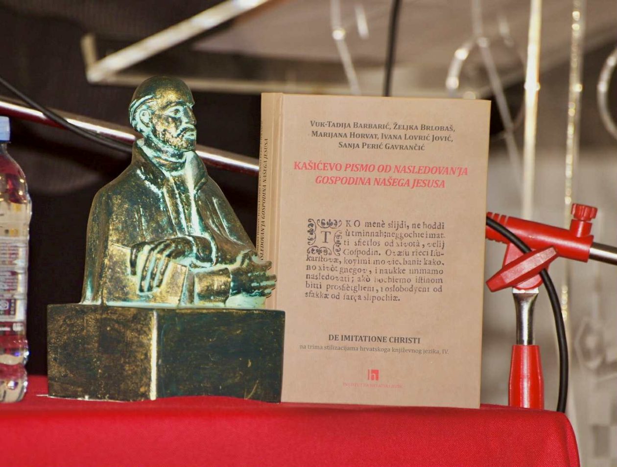 fbba0a5f-8195-4922-b154-e120205059fe fbba0a5f-8195-4922-b154-e120205059fe