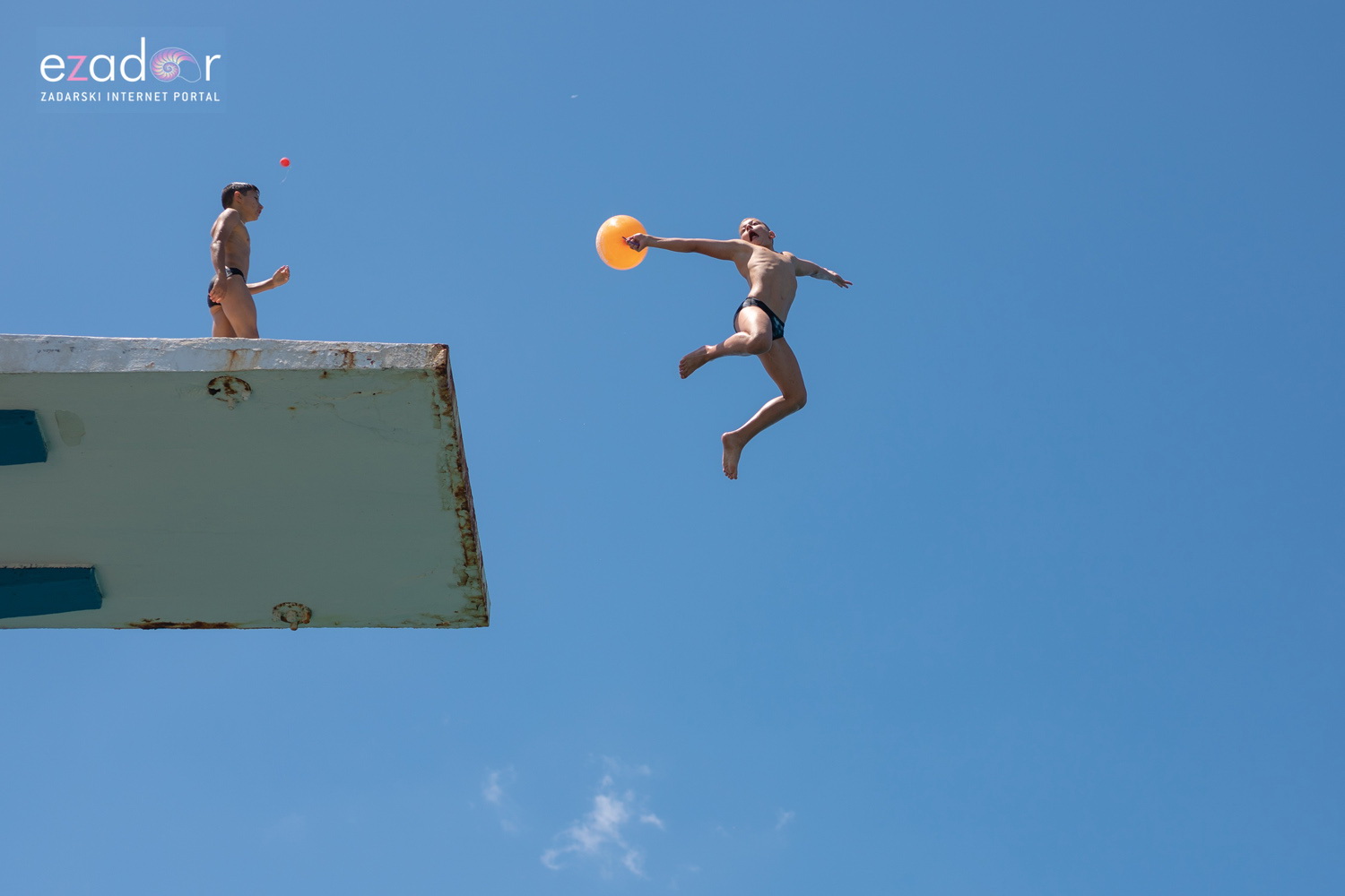 Meta feštica od balona i Ballon Jump